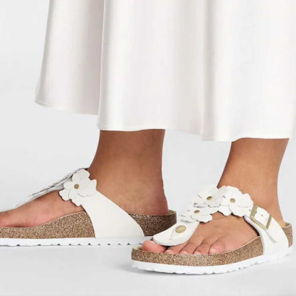 Birkenstock Women's Gizeh Flowers Footbed Sandal in White sz Euro 37 - Picture 2 of 14
